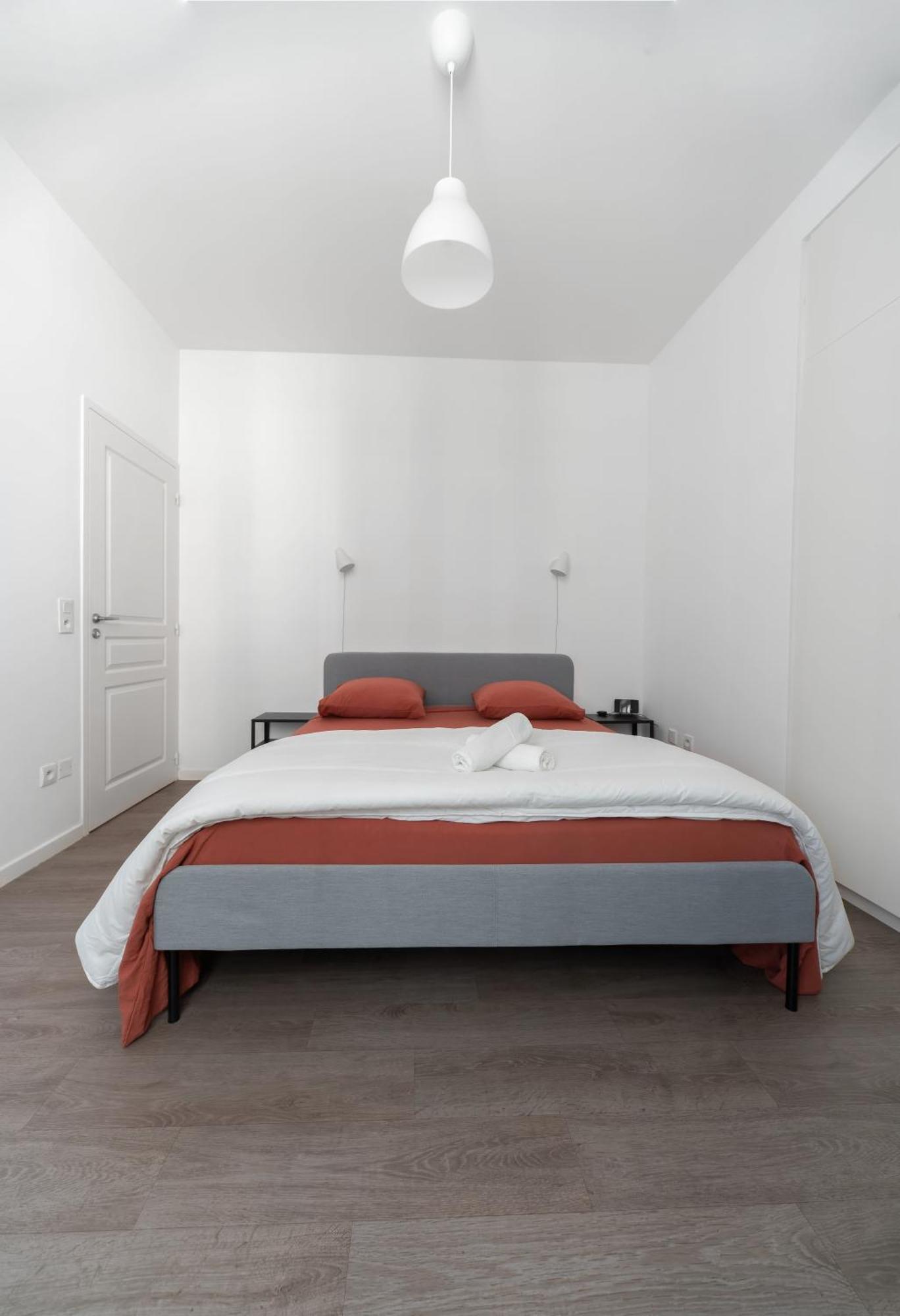 Le Brit - Grand Appartement Design, 3 Chambres, Centre Ville 维琪 外观 照片
