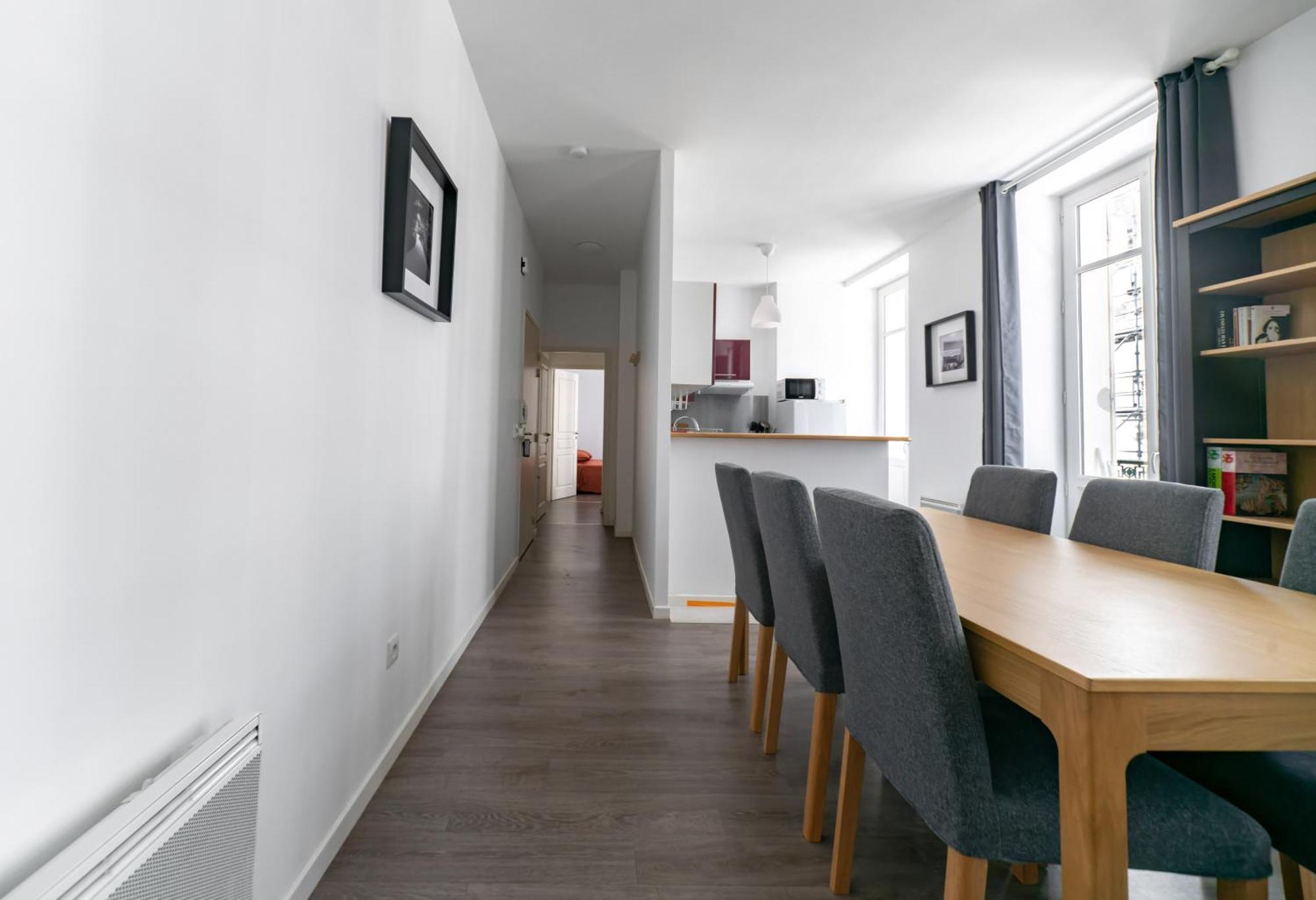 Le Brit - Grand Appartement Design, 3 Chambres, Centre Ville 维琪 外观 照片